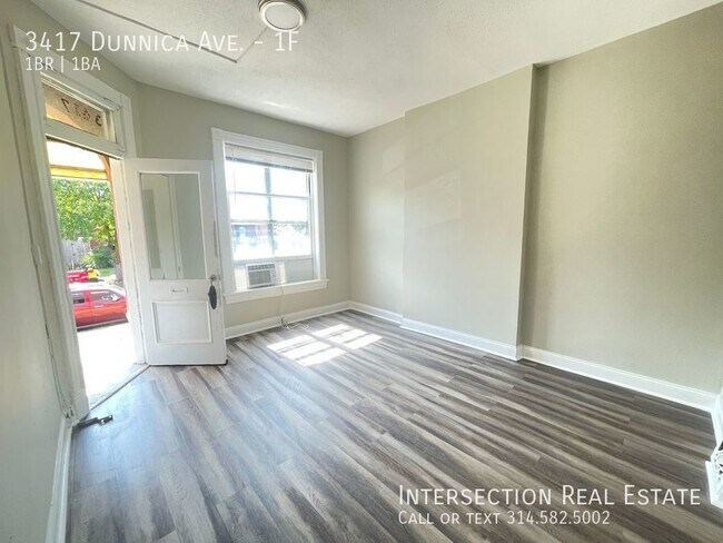 Building Photo - Newly Renovated First Floor 1Bed/1Bath in ...
