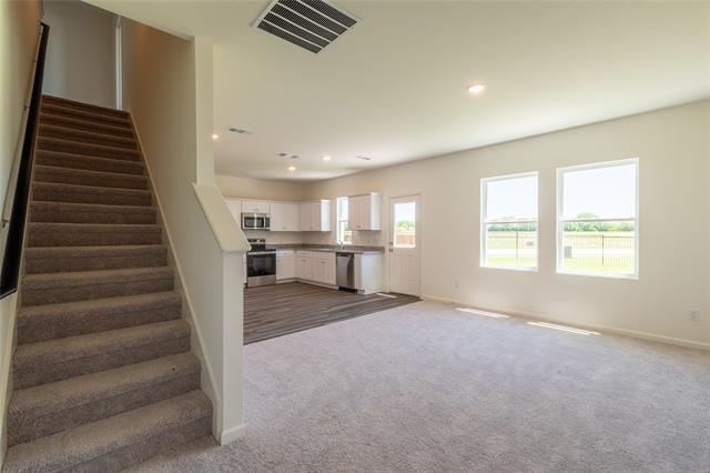 Building Photo - 2112 Harebell Dr