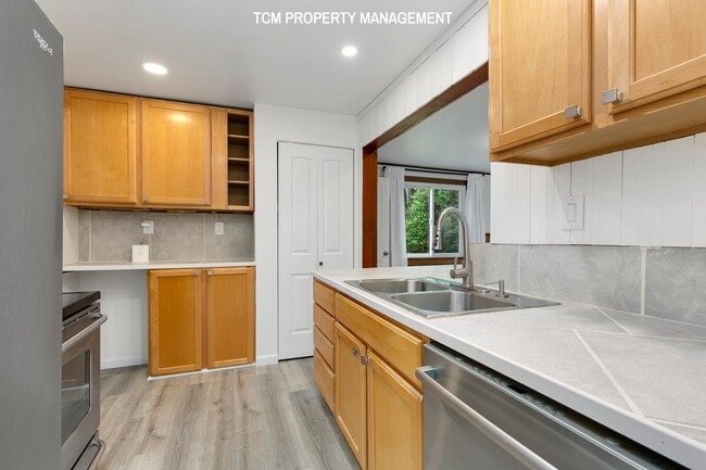 Foto del edificio - 7200 28th Ave NE