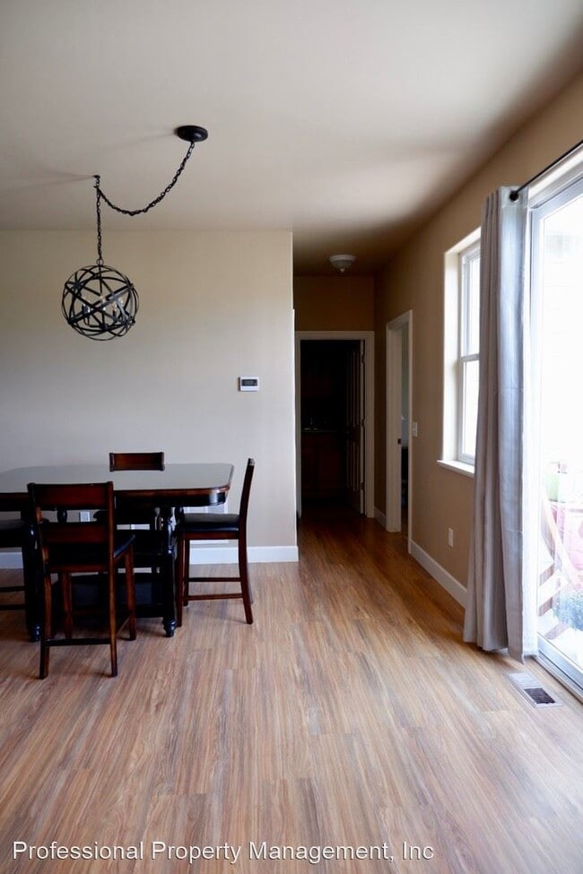 Building Photo - 3 br, 2.5 bath House - 2502 Granary Road