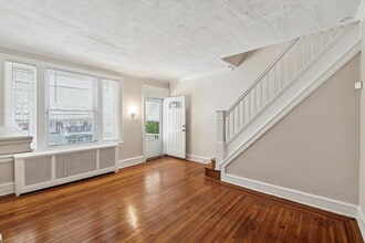 Building Photo - 6227 Addison St