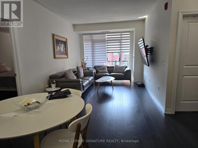 Photo du bâtiment - 216-216 Oak Park Blvd