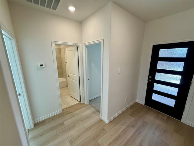 Foto del edificio - 409 Loch Dr