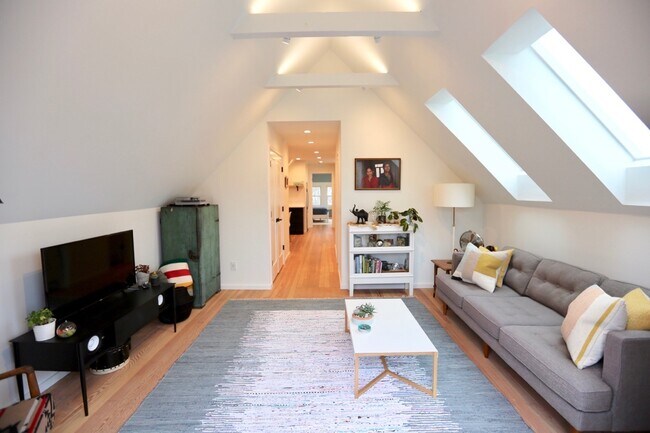living room - 1930 5th Ave W