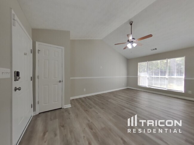 Building Photo - 855 Plumbridge Ct