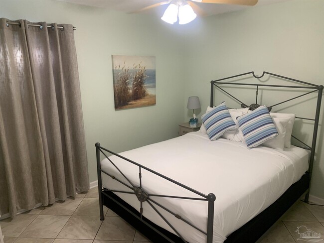Foto del edificio - 2864 Villa Woods Cir