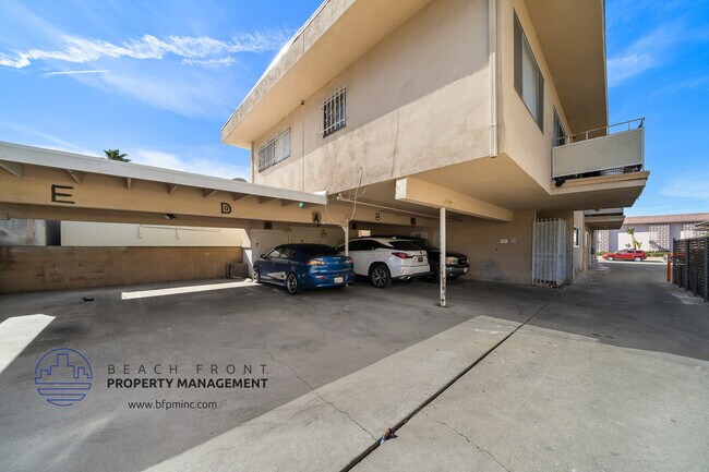 Foto del edificio - 12236 Manor Drive