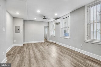 Building Photo - 1202 N 7th St