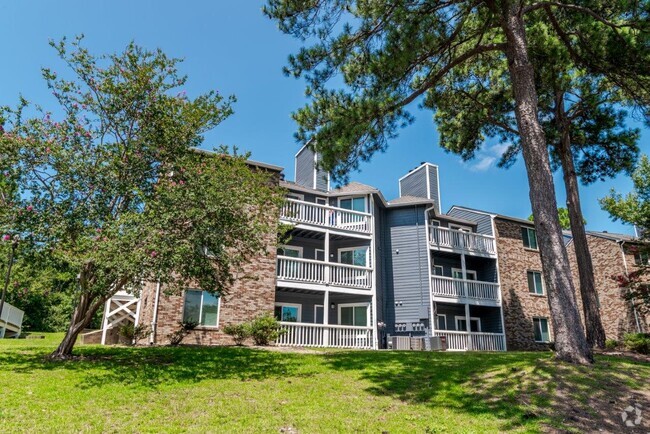 Building Photo - Gable Hill Apartment Homes