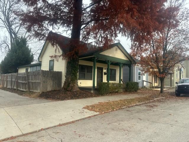 Foto principal - 1709 Ekin Ave