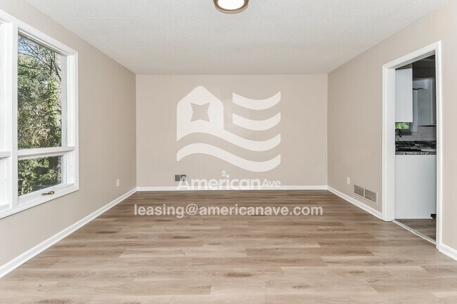 Foto del edificio - 4016 Williamsburg Dr