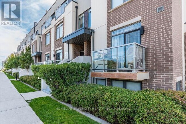 Building Photo - 3058 Sixth Line