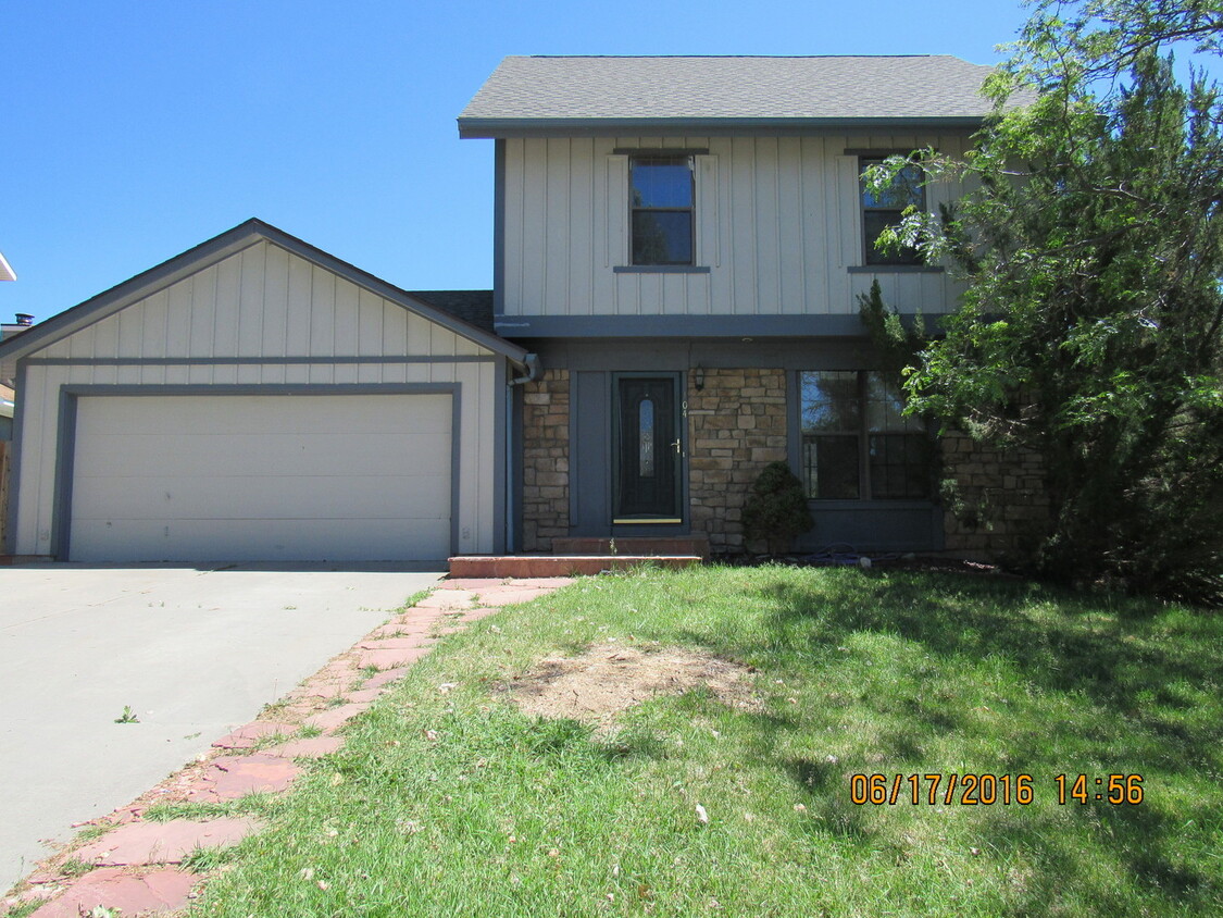 Foto principal - Two story home!