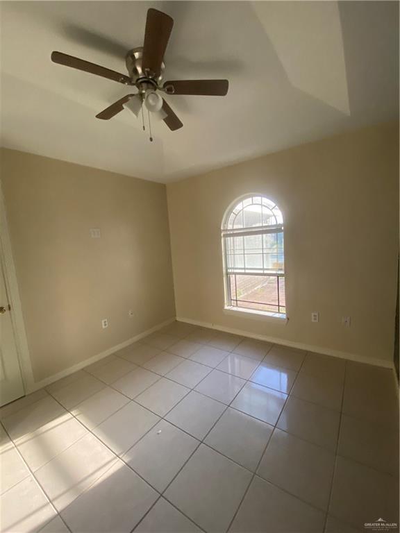 Building Photo - 802 Tierra Linda Cir W