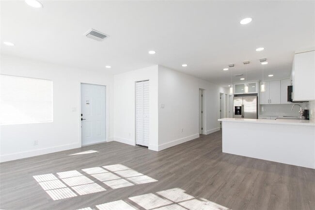 Foto del edificio - 2921 NW 25th St