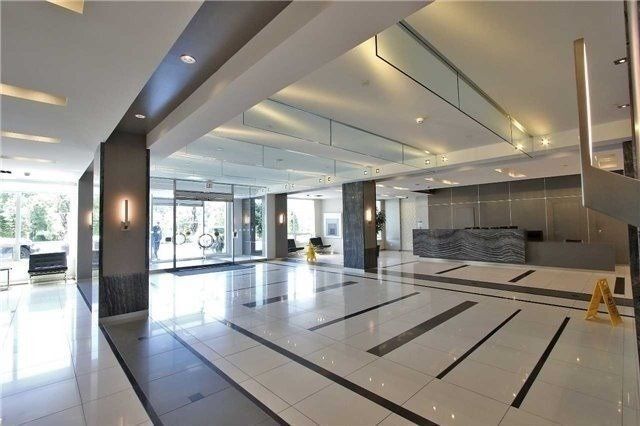 Photo du bâtiment - 7165 Yonge St