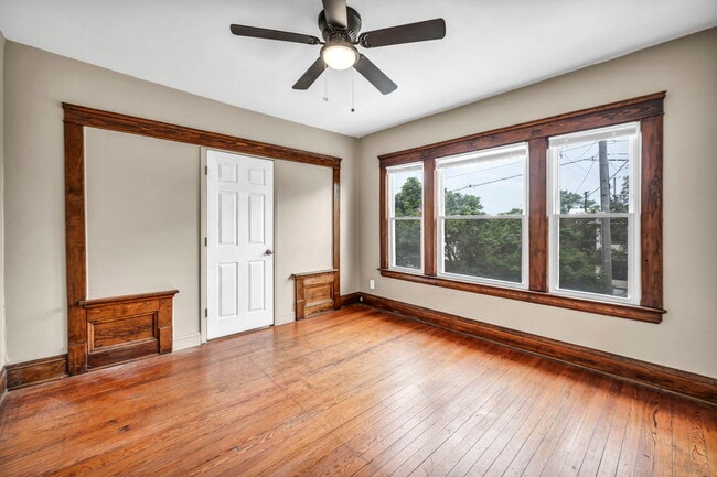 Foto del edificio - 4093 E 64th St