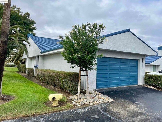 Building Photo - 5796 Cutter Loop