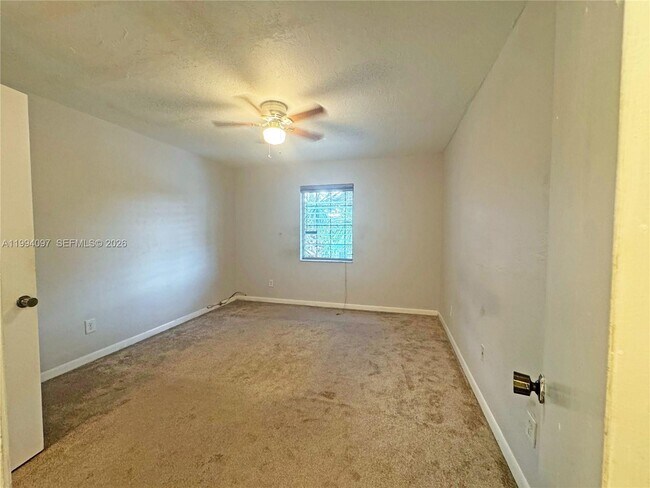 Foto del edificio - 8701 SW 141st St