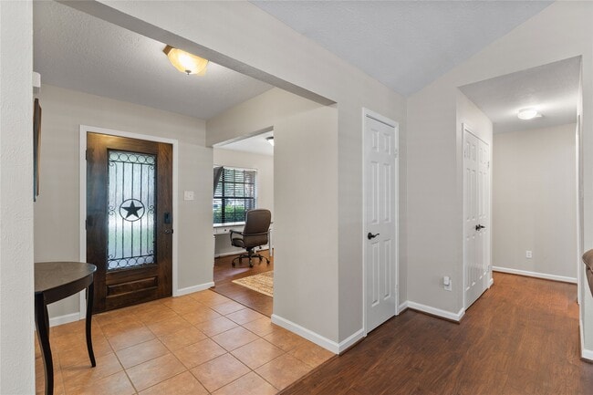 Foto del edificio - 267 E Rainbow Ridge Cir