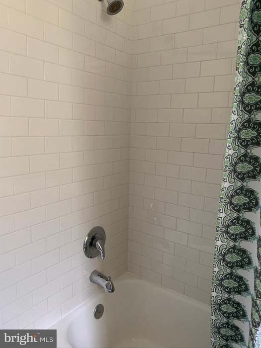 Photo - 210 Oakwood St SE (Washington, DC) Apartment