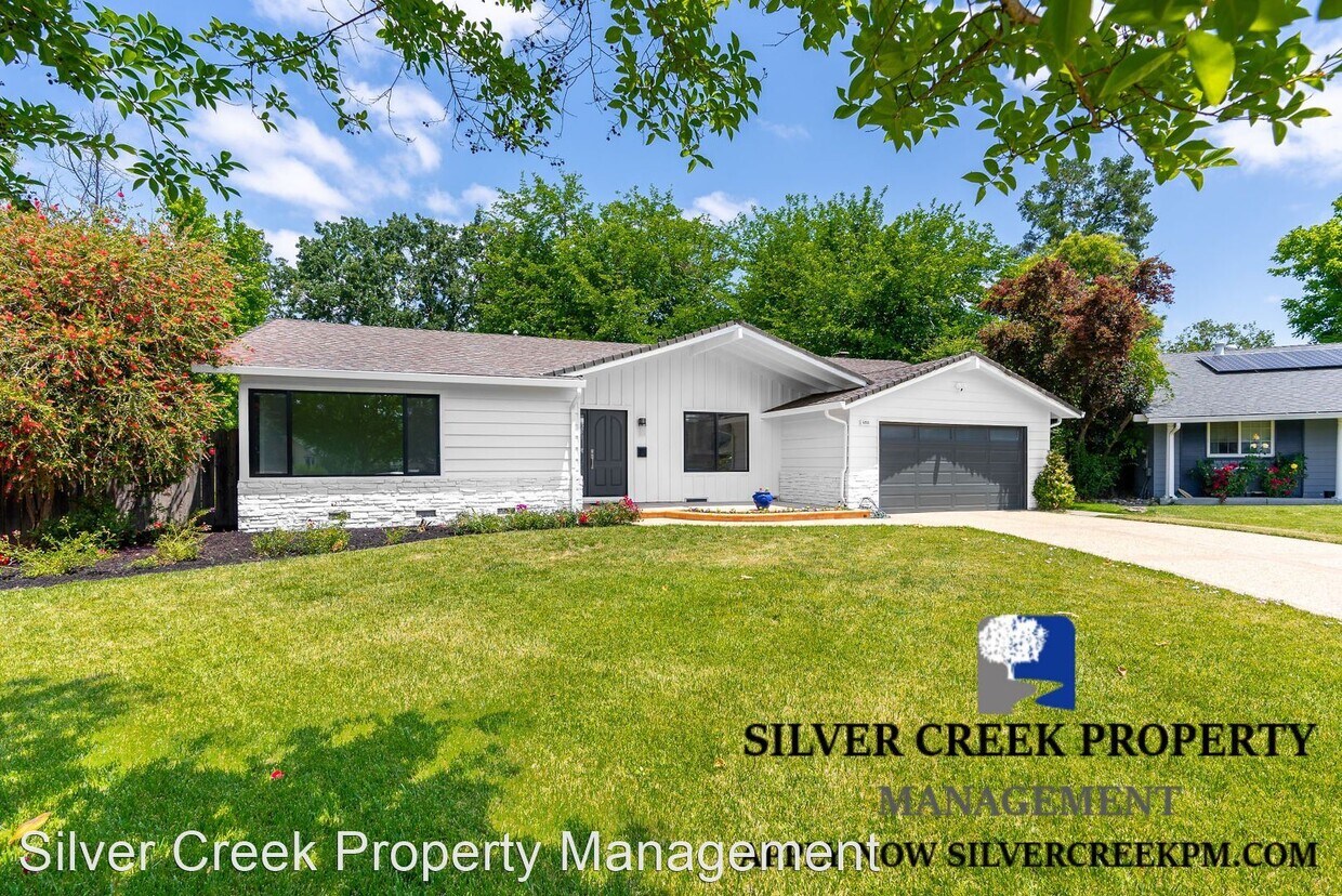 Primary Photo - 4 br, 3 bath House - 5253 Meadowwood Ct.