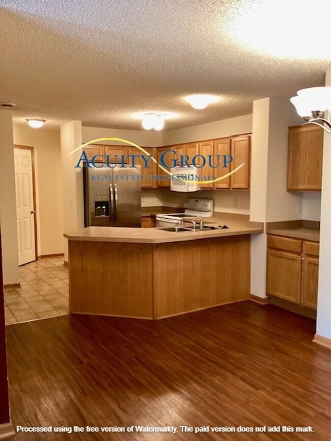 Building Photo - Three Bedroom Otsego, MN Townhome for Rent