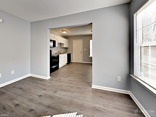 Building Photo - 2719 Kendrick Dr
