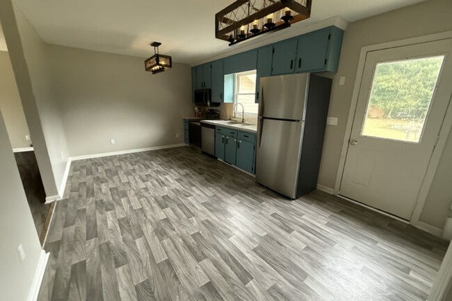 Foto del edificio - 504 Wagstaff Rd