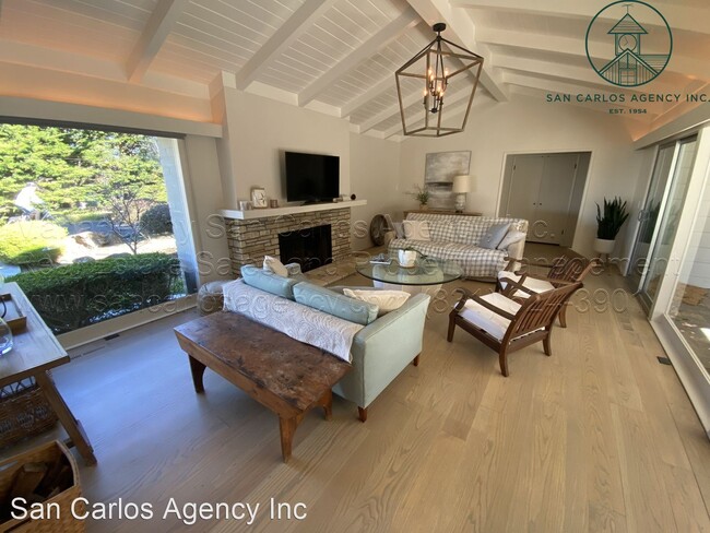 Building Photo - 2 br, 2.5 bath House - 936 Sand Dunes Road