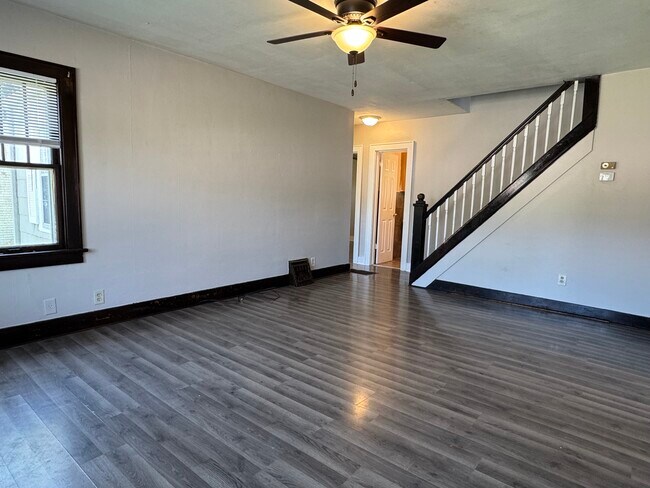Foto del edificio - 753 S Hillside St