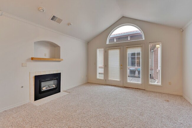 Foto del edificio - Courtland Place Apartments