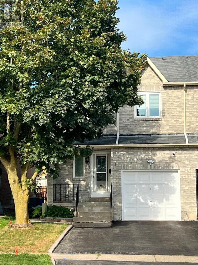 Primary Photo - 81 Avenue Rd