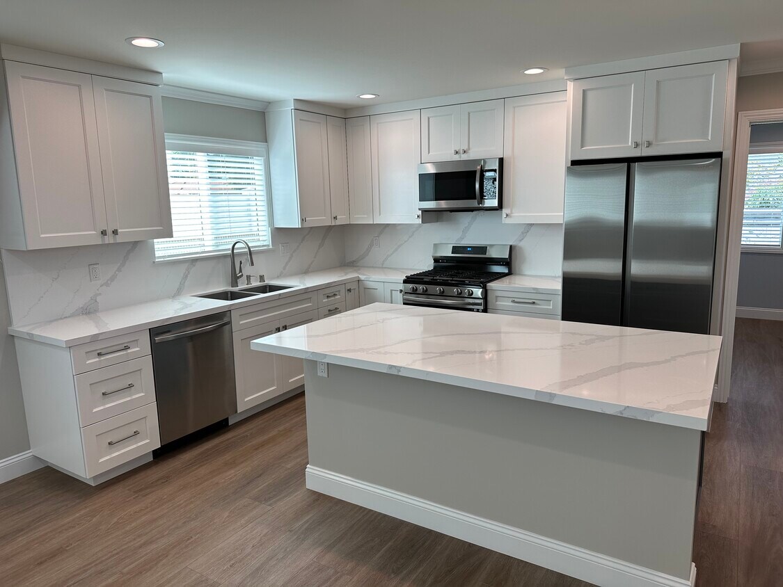 256 Apartments for Rent in 90803, CA Westside Rentals