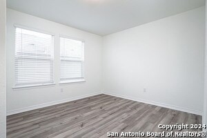 Foto del edificio - 2423 Bart Cv