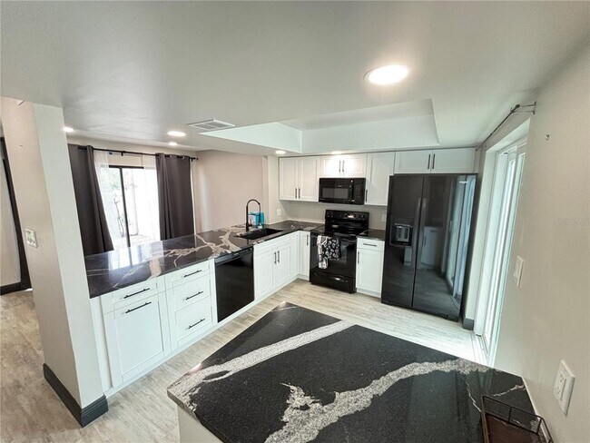 Foto del edificio - 4364 Outrigger Ln