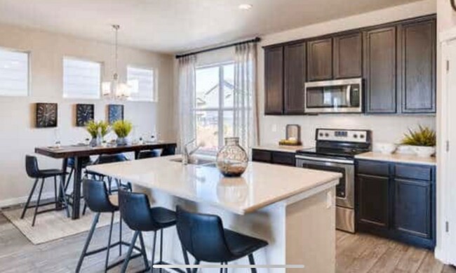 Building Photo - 6039 Spring Breeze Dr