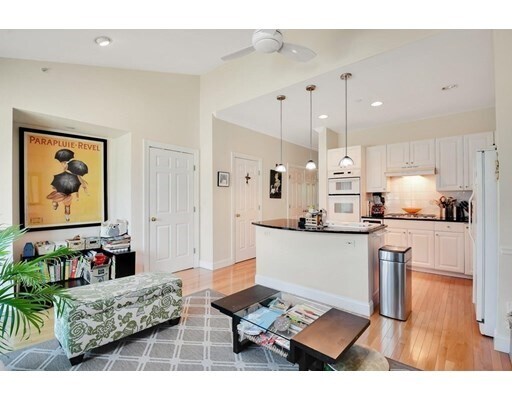 Foto del edificio - 55 Chelsea St