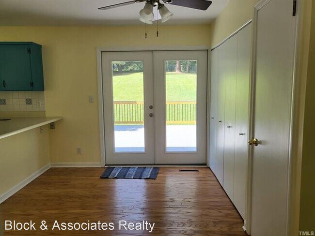 Foto del edificio - 3 br, 1.5 bath House - 2104 Balboa Rd