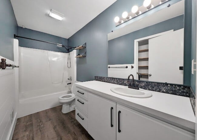 Building Photo - 3612 13 Mile Rd NE