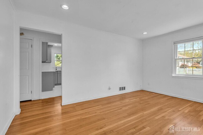 Foto del edificio - 253 Fairmount Ave