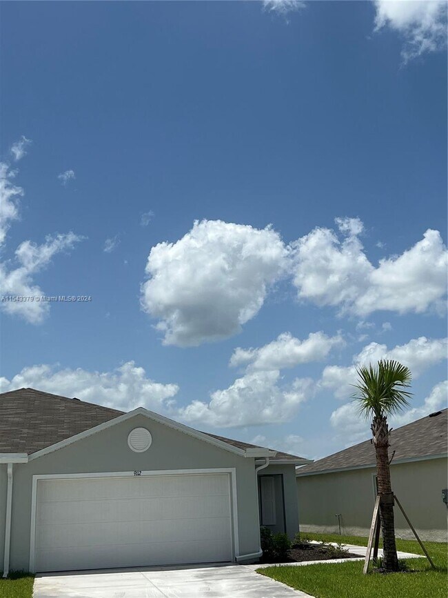 Building Photo - 9112 Aegean Cir
