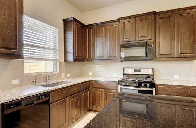 Building Photo - 108 Swift Water Loop