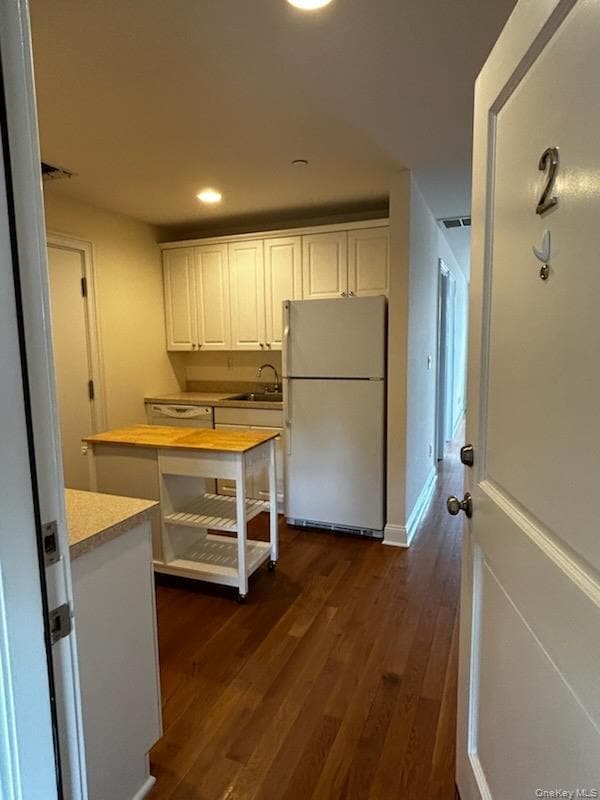 Building Photo - 131-7 E Main St