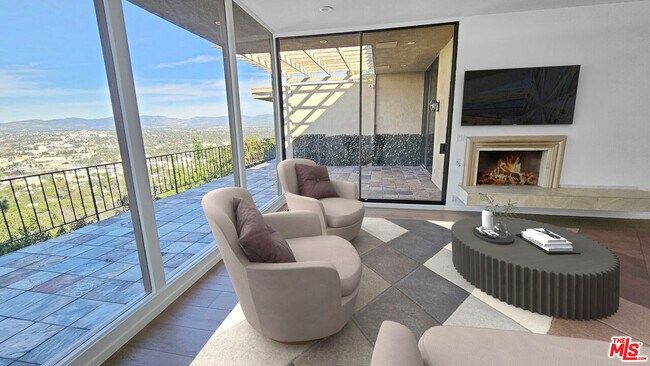 Foto del edificio - 3873 Beverly Ridge Dr