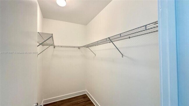 Building Photo - 2 bedroom in North Miami FL 33161