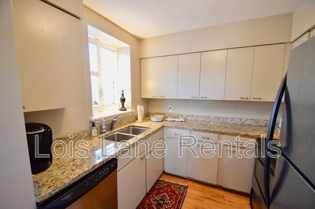 Photo - 55 Ashley Ave Apartment