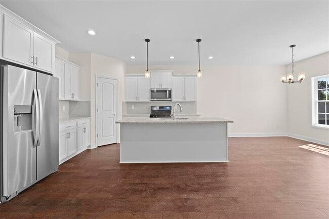 Building Photo - 2310 Trenton Ln