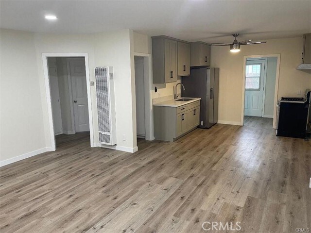 Building Photo - 13512 Sunset Dr