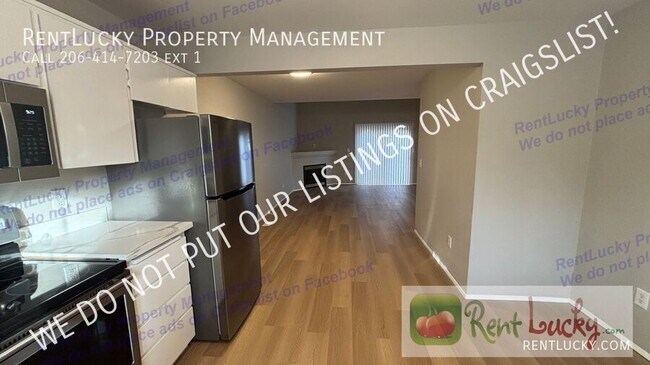 Building Photo - 620 10th St SE